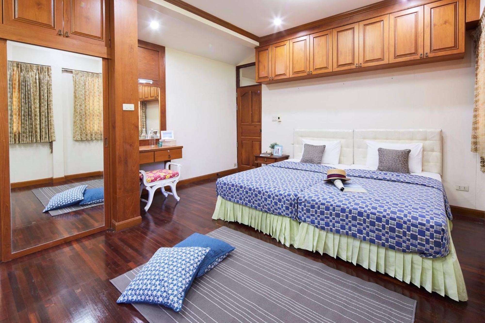 Villa Navin Jomtien Beach Exterior photo